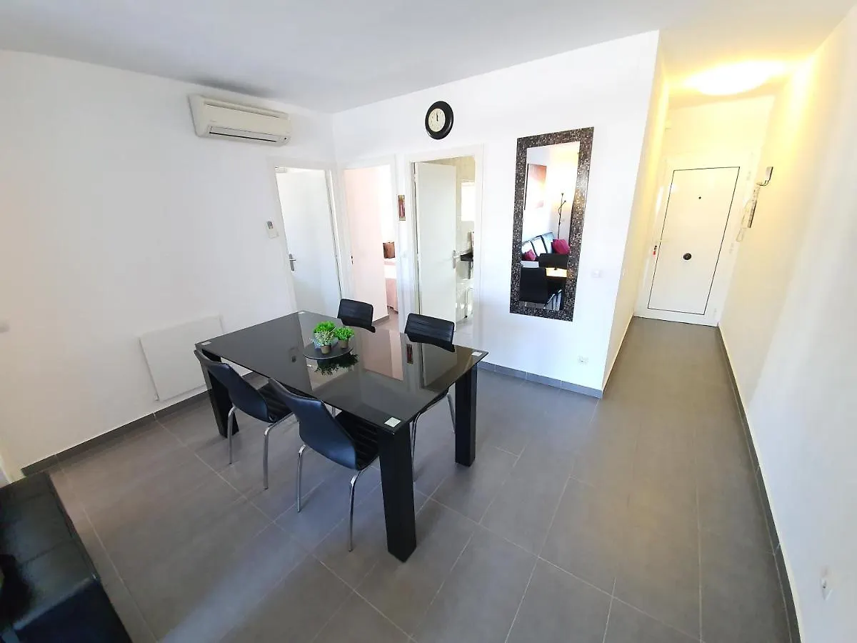 شقة إمبوريابرافا  في Apartamento Sant Mori-2