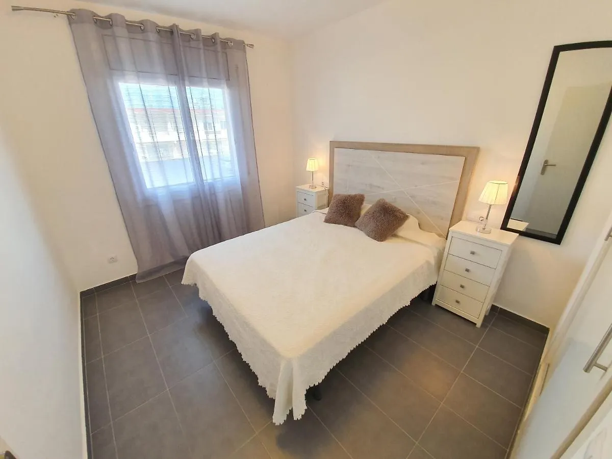 شقة إمبوريابرافا  في Apartamento Sant Mori-2